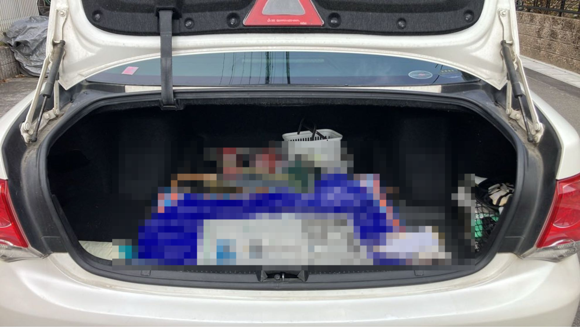 内装トランク