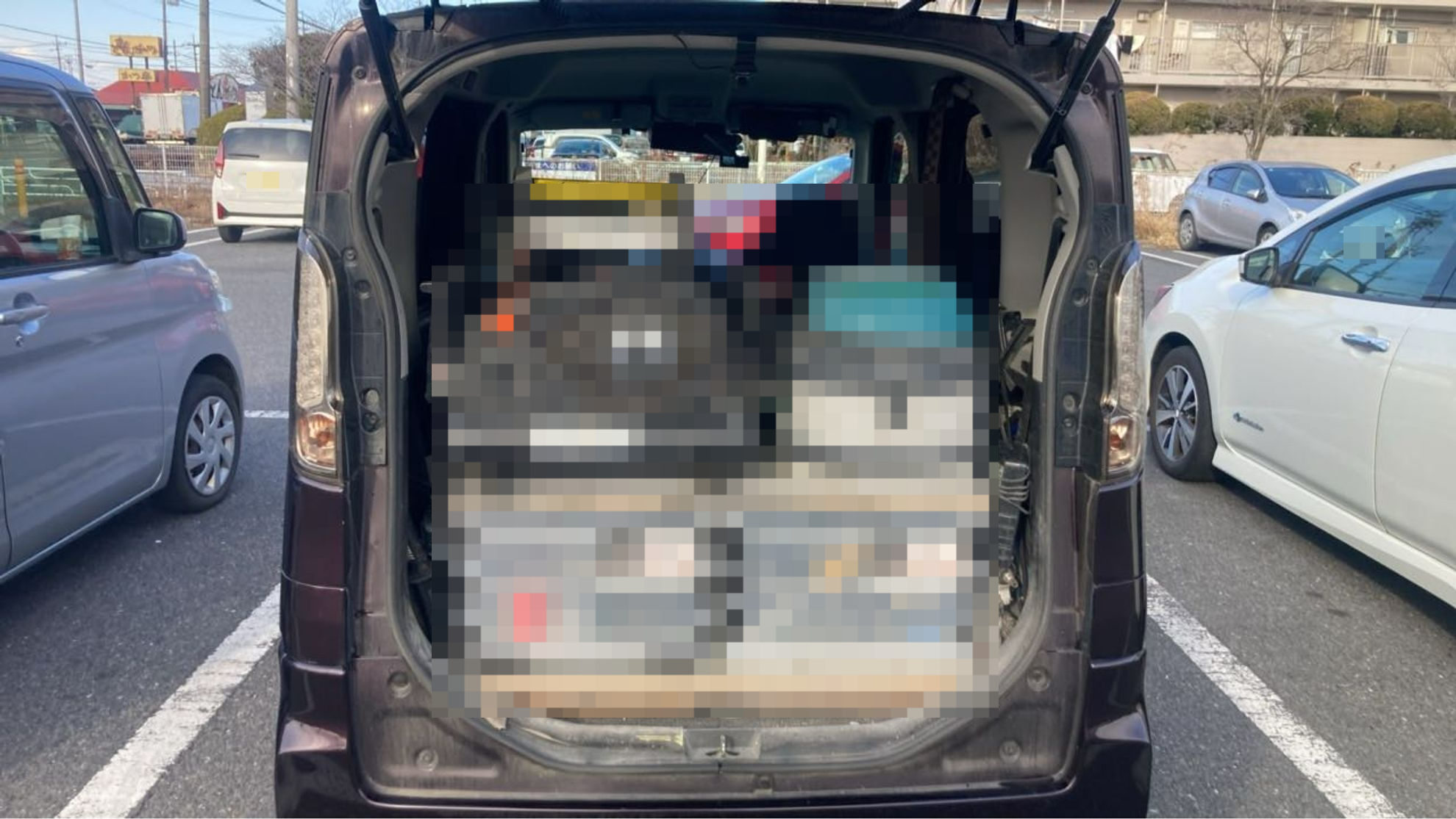 内装トランク