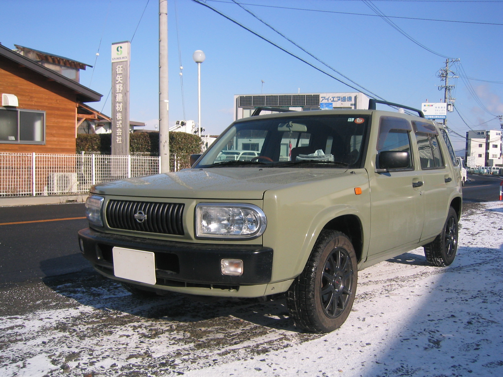 日産 ラシーンの売買実績画像