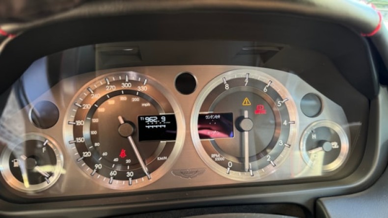 内装メーター