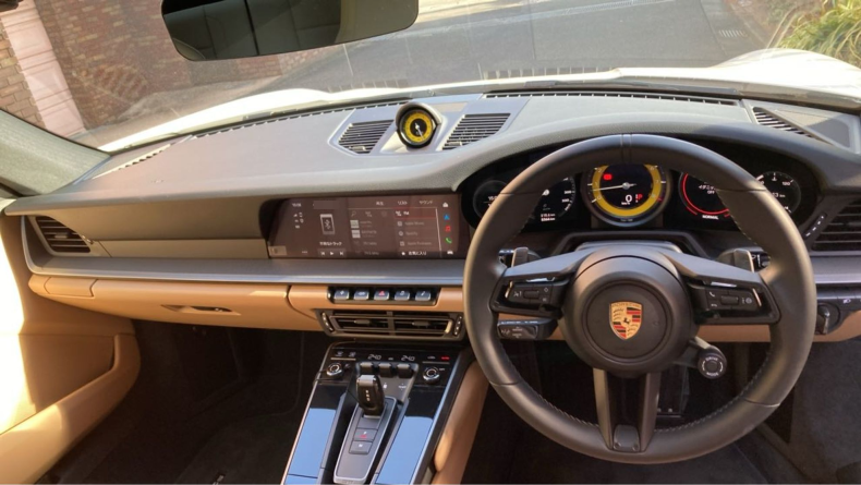 内装インパネ全体