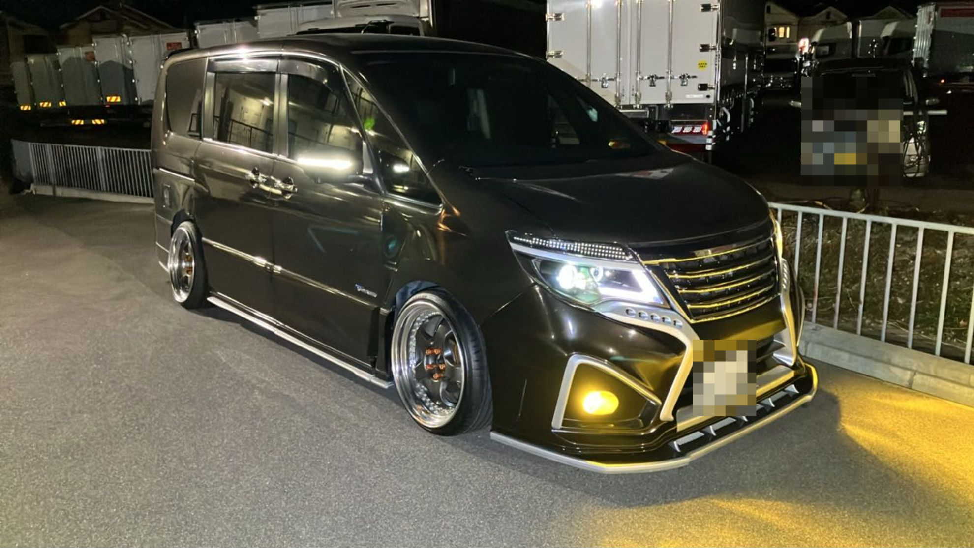外装右前
