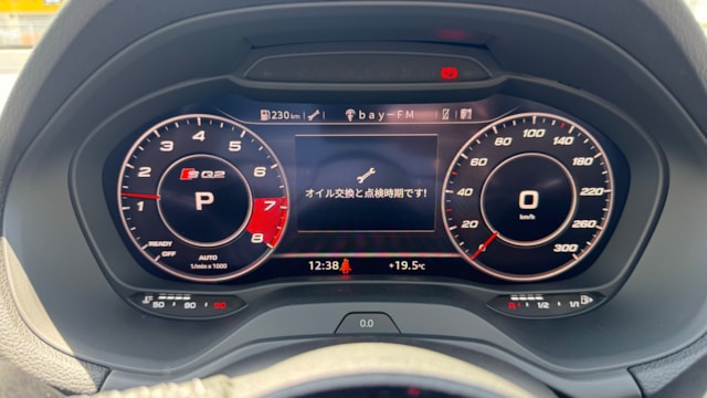 内装メーター