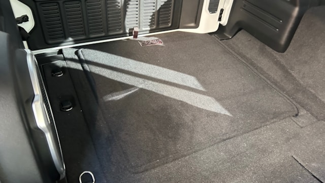 内装トランク