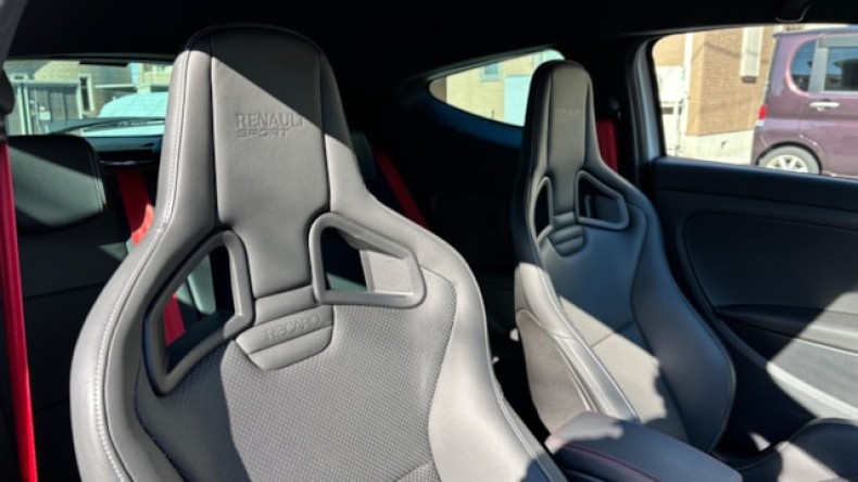 内装前方シート