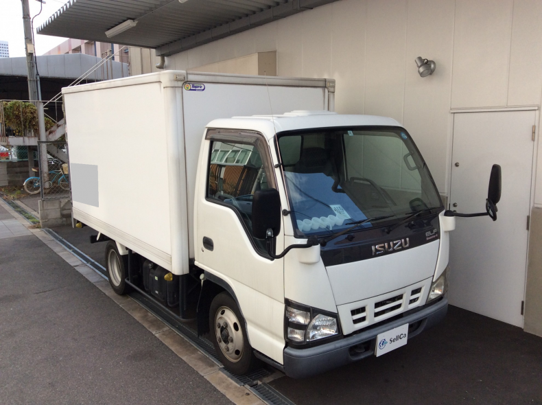 car_main_img