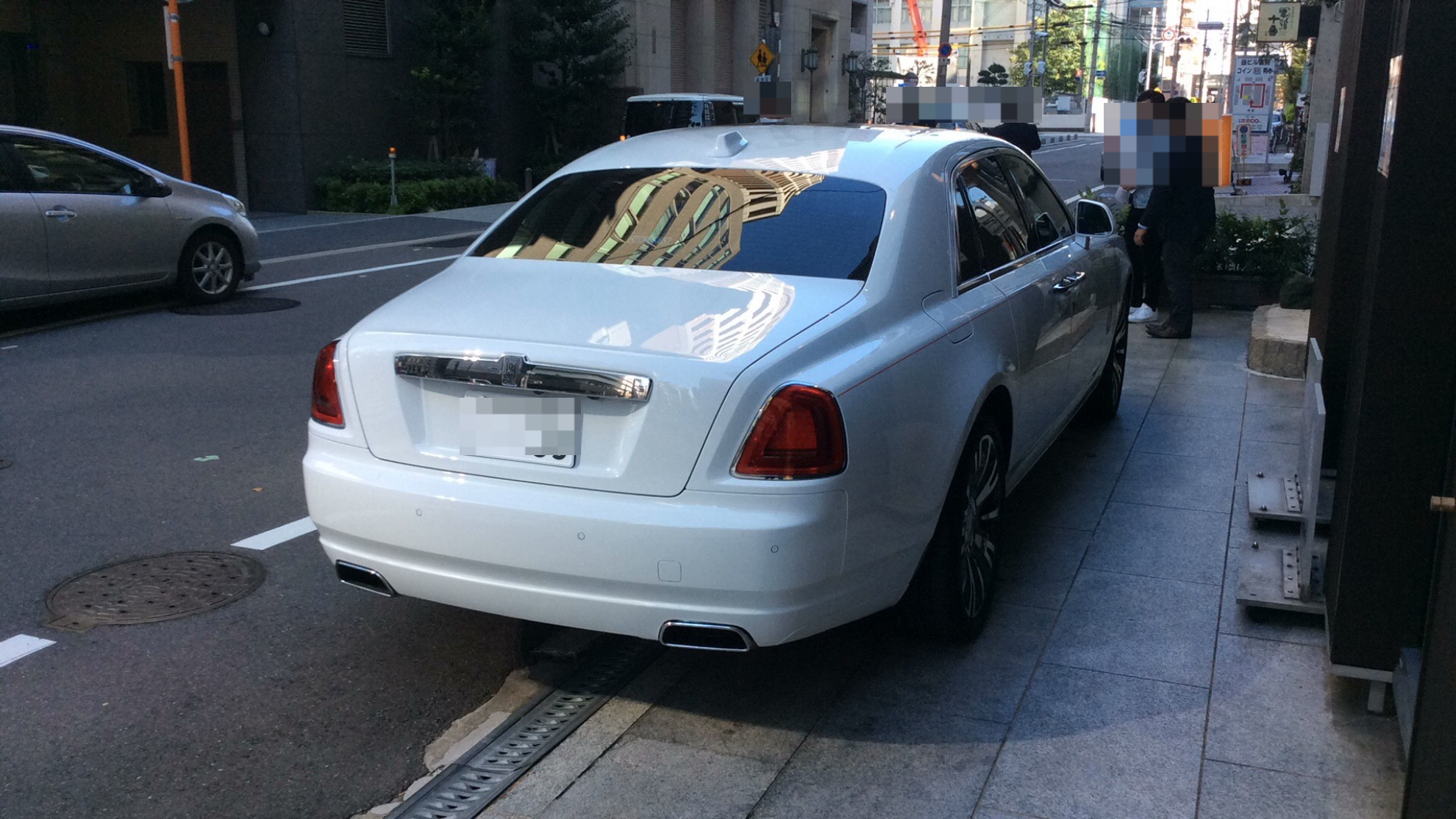 外装右後