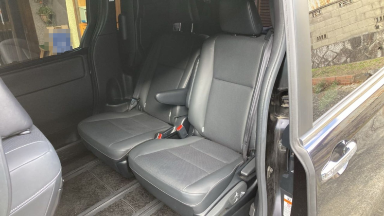 内装後方シート