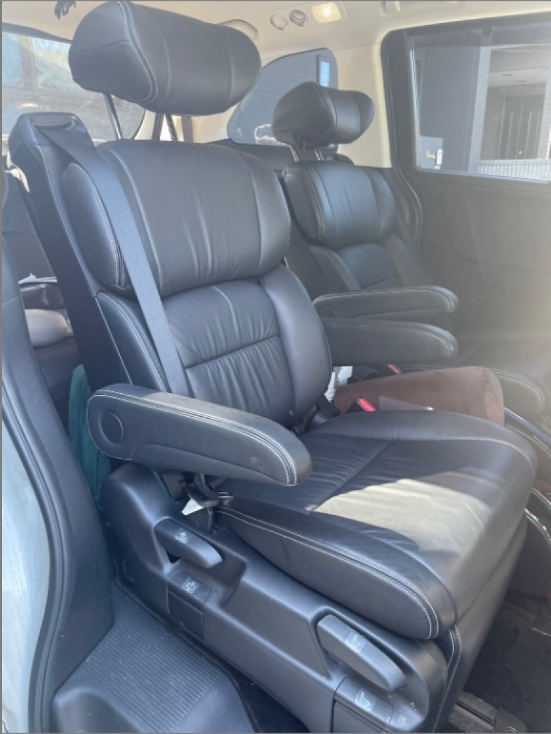 内装後方シート