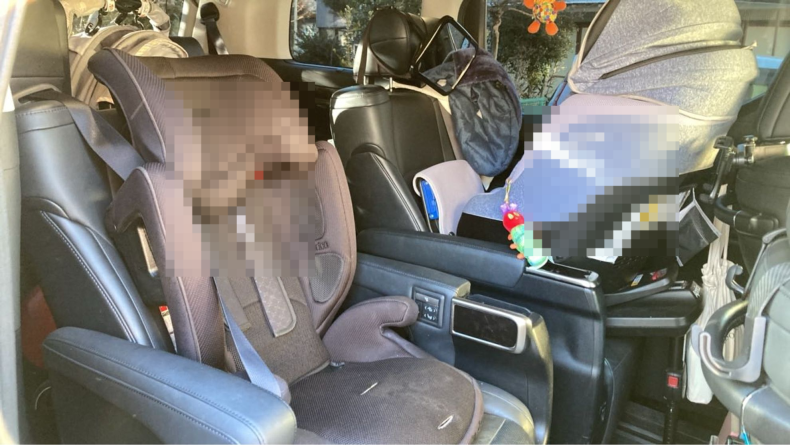 内装後方シート