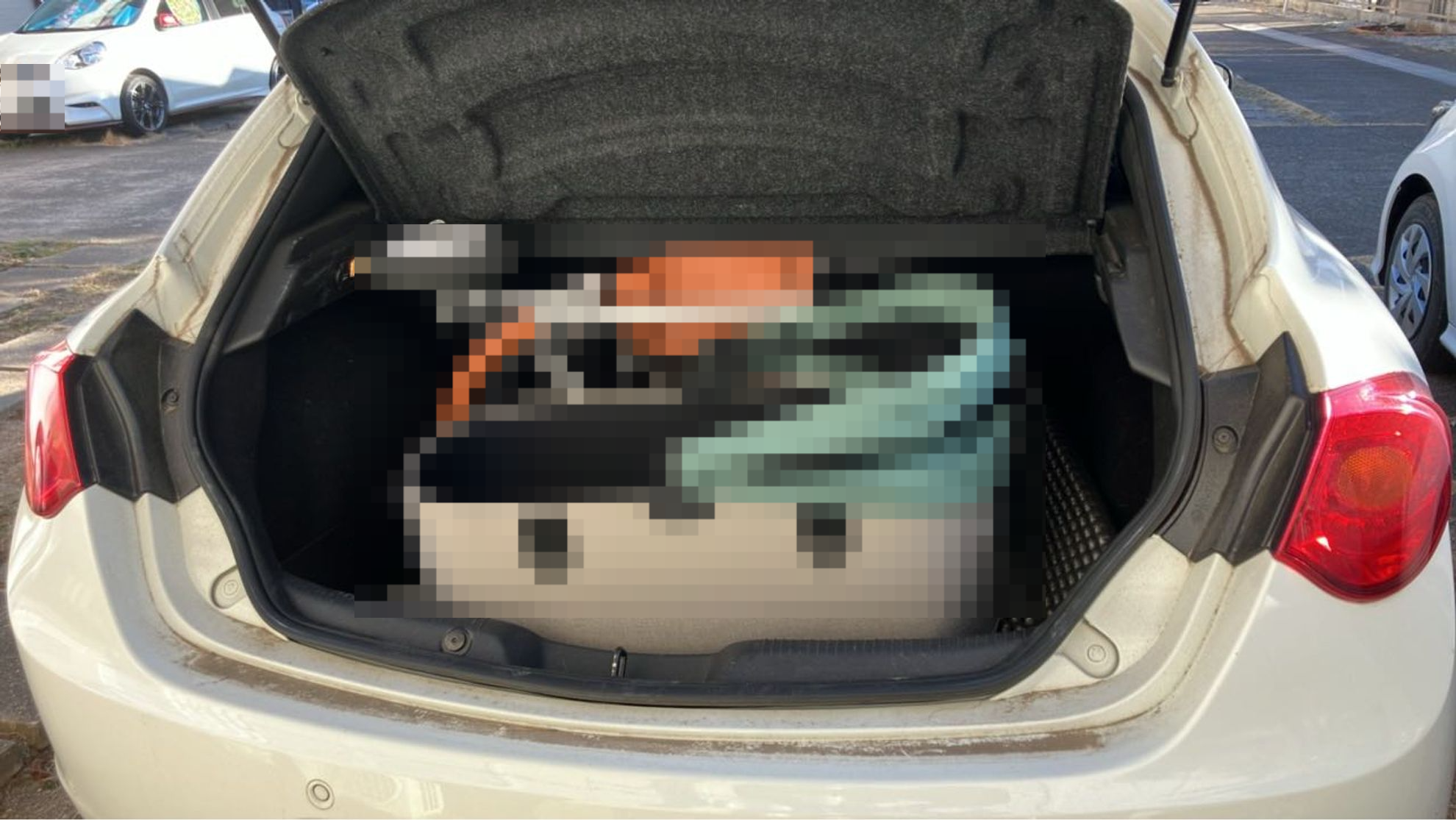 内装トランク