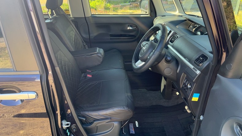 内装前方シート