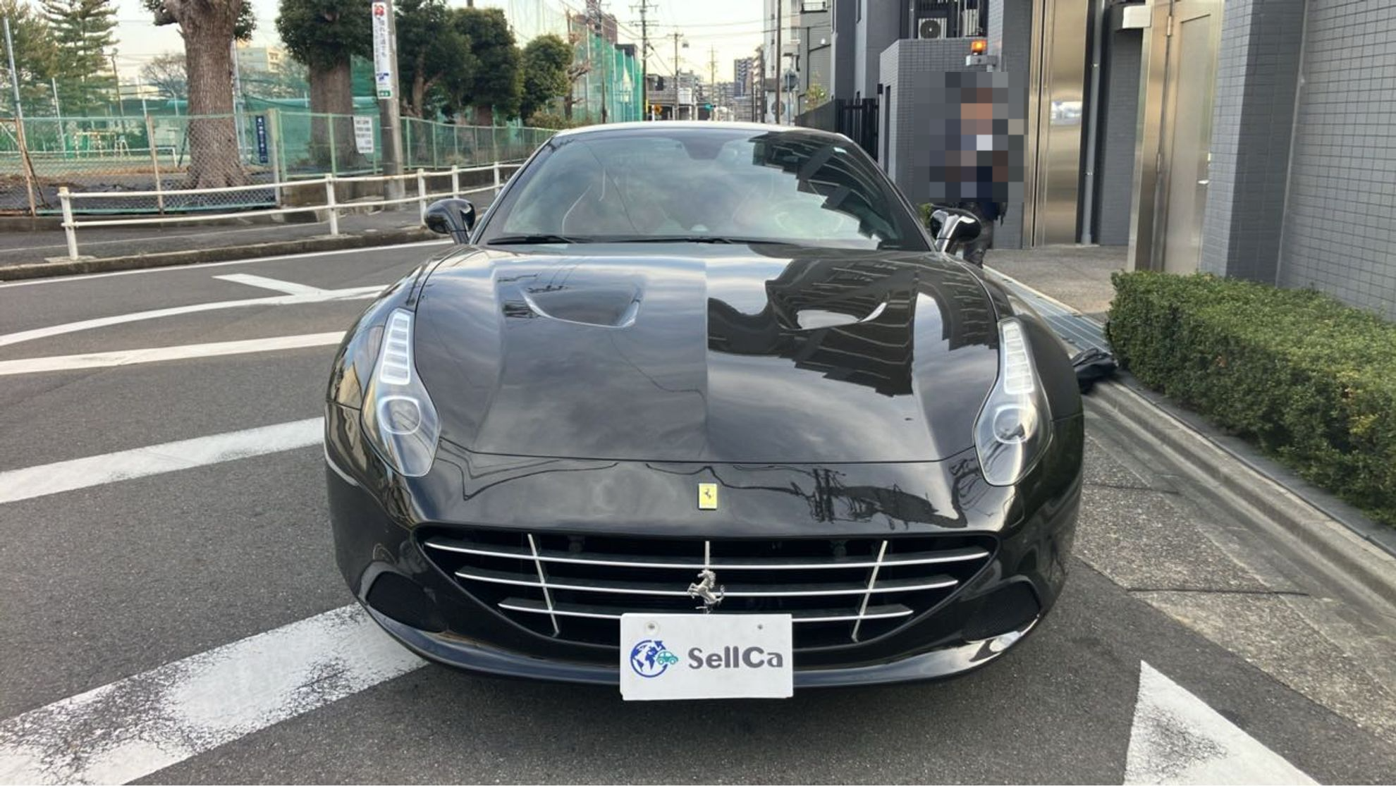 外装前方