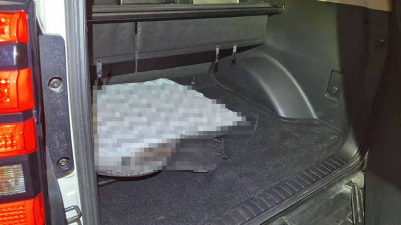 内装トランク
