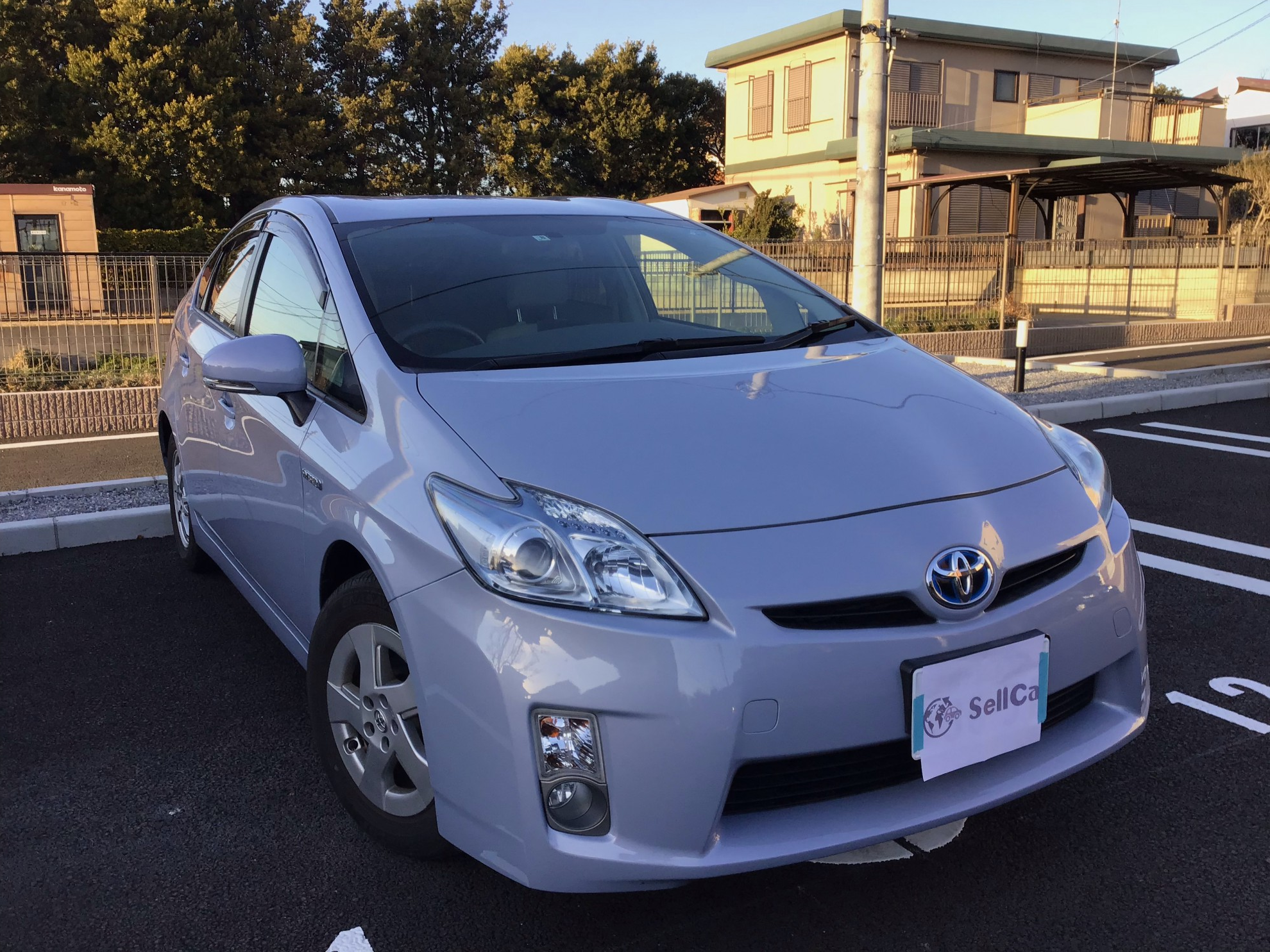 外装右前