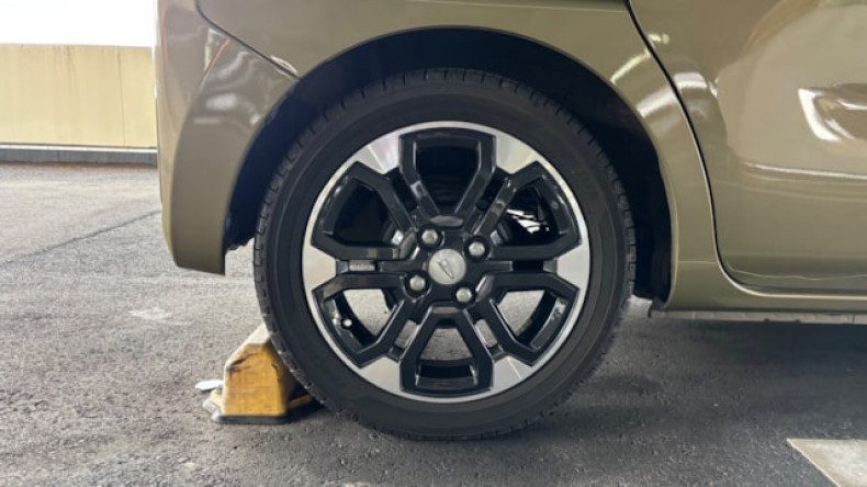 タイヤホイール後