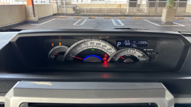 内装メーター