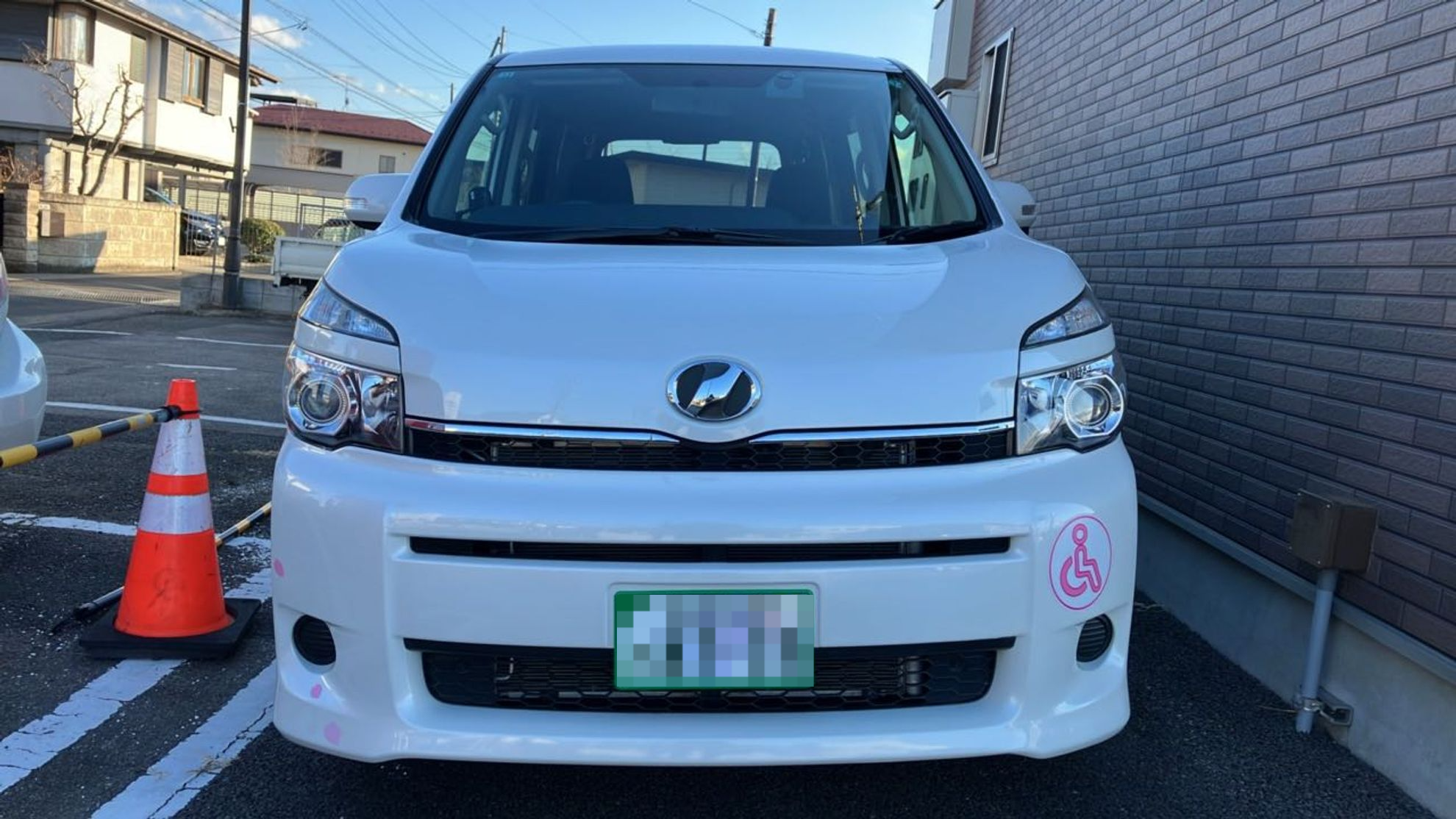 外装前方