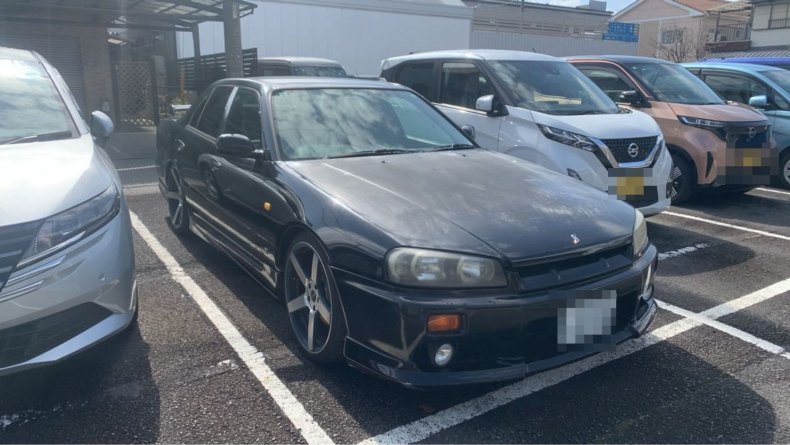 外装右前