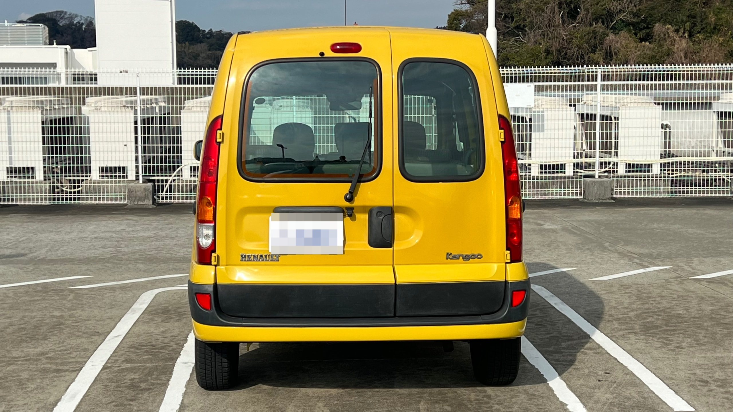 外装右