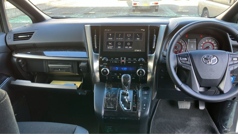 内装インパネ全体