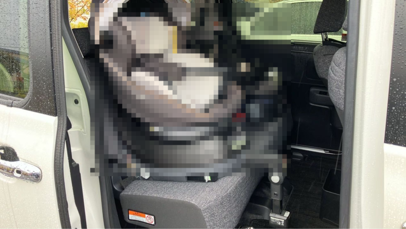 内装後方シート