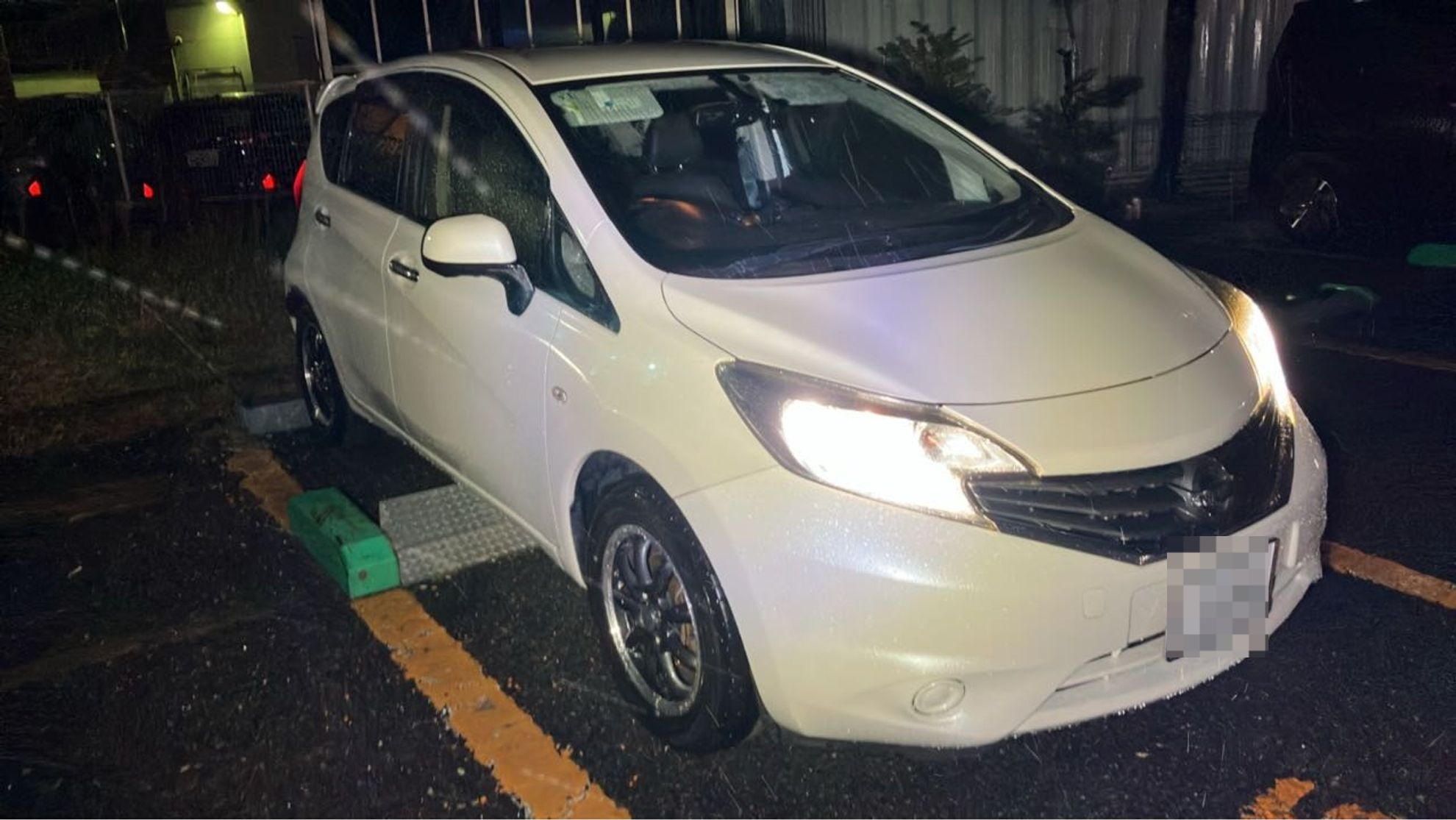 外装右前