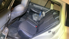 内装後方シート