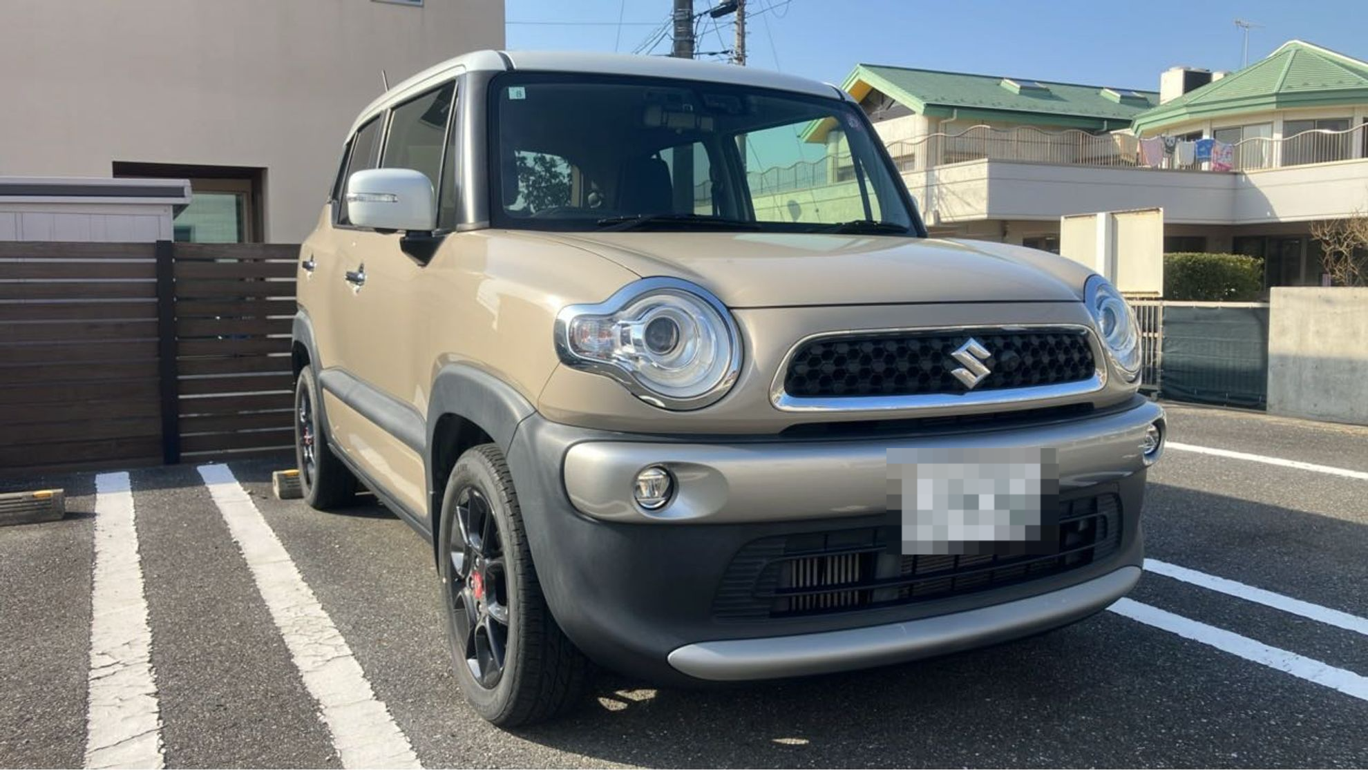 外装右前
