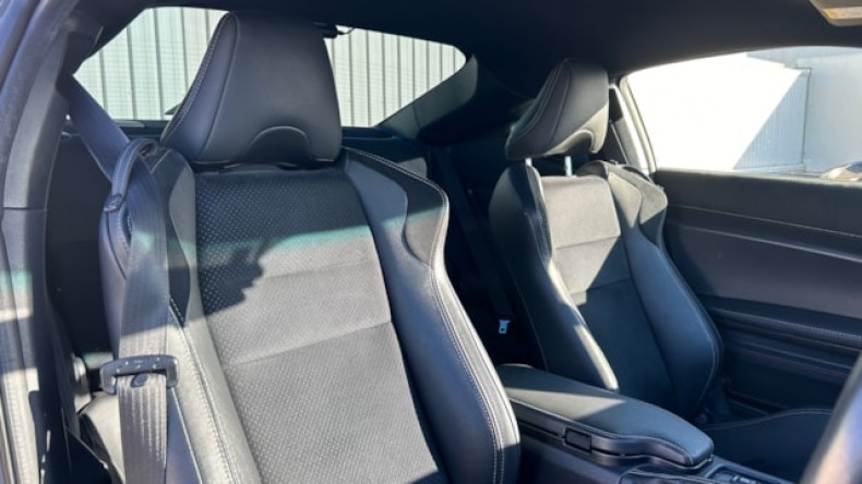 内装前方シート