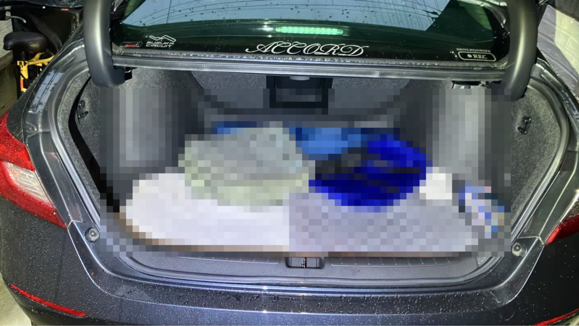 内装トランク