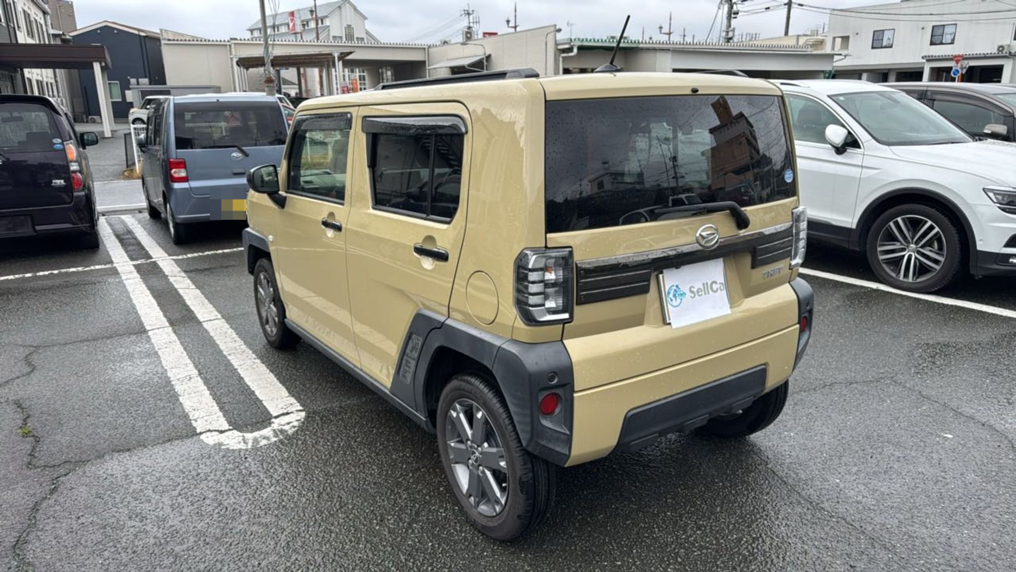 外装左後方