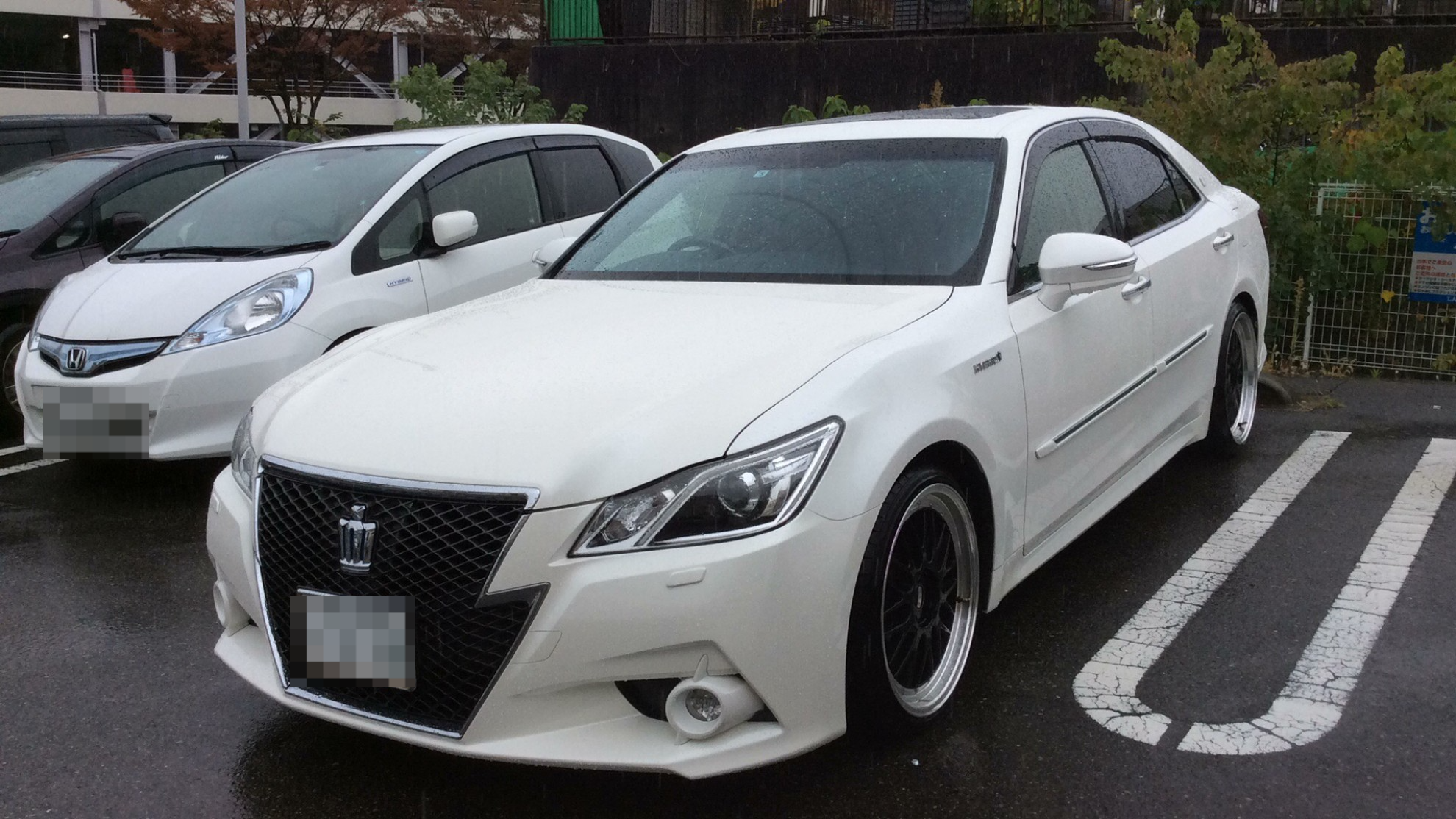 トヨタ クラウンハイブリッドの売買実績画像