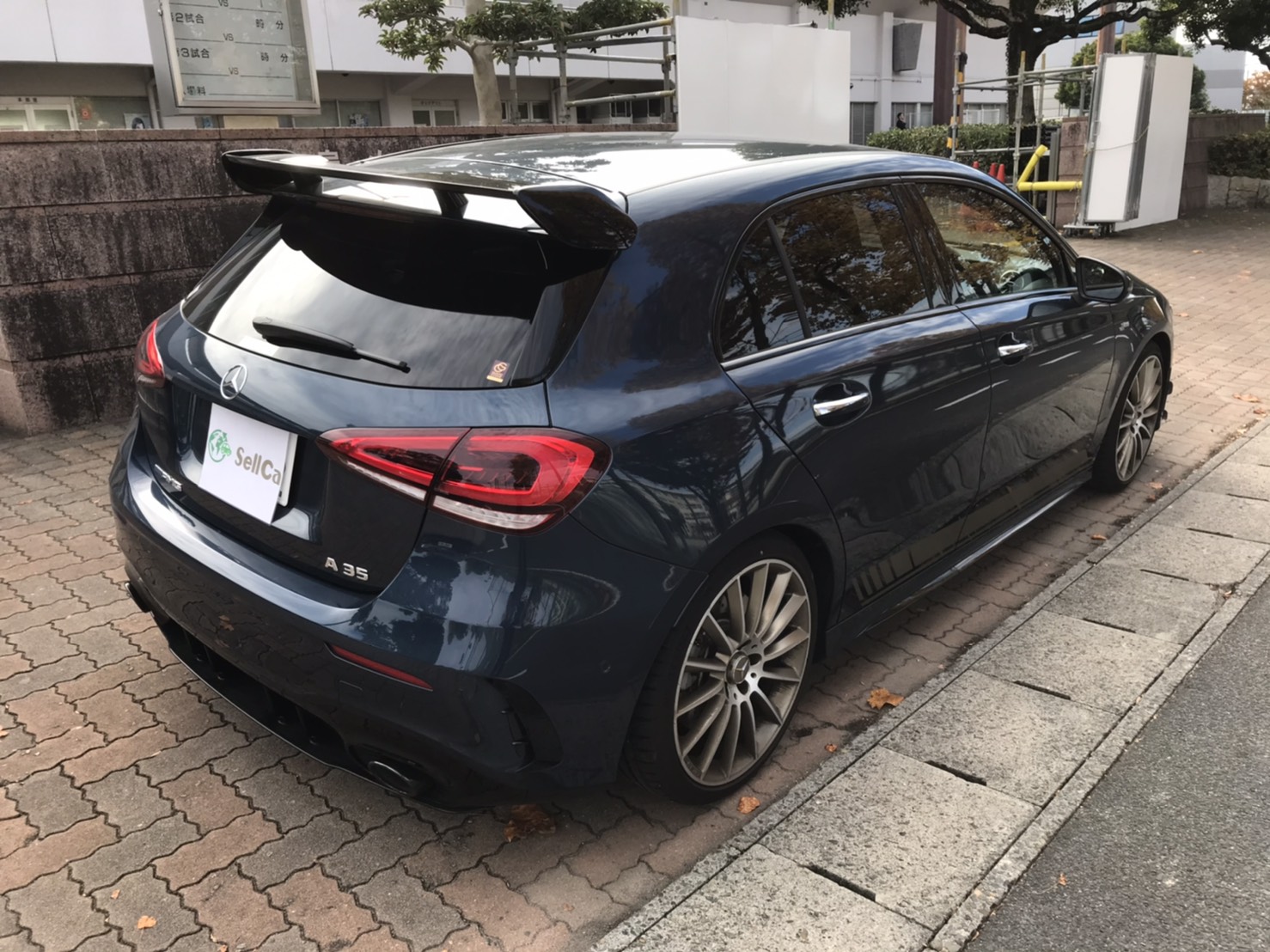 外装右後
