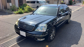 car_main_img