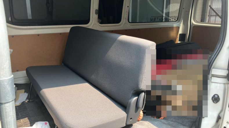 内装後方シート