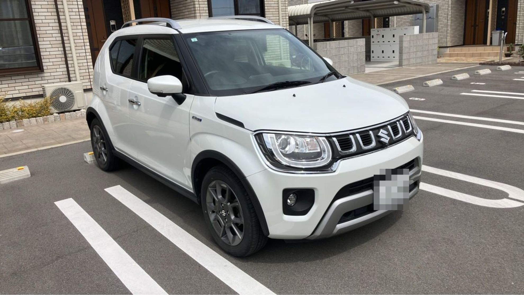 外装右前