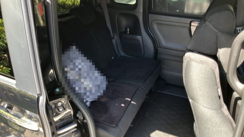 内装後方シート