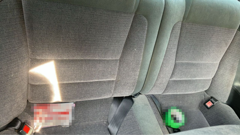 内装後方シート