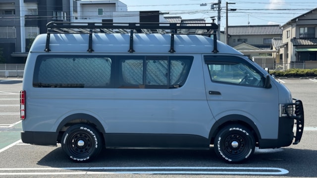 外装右