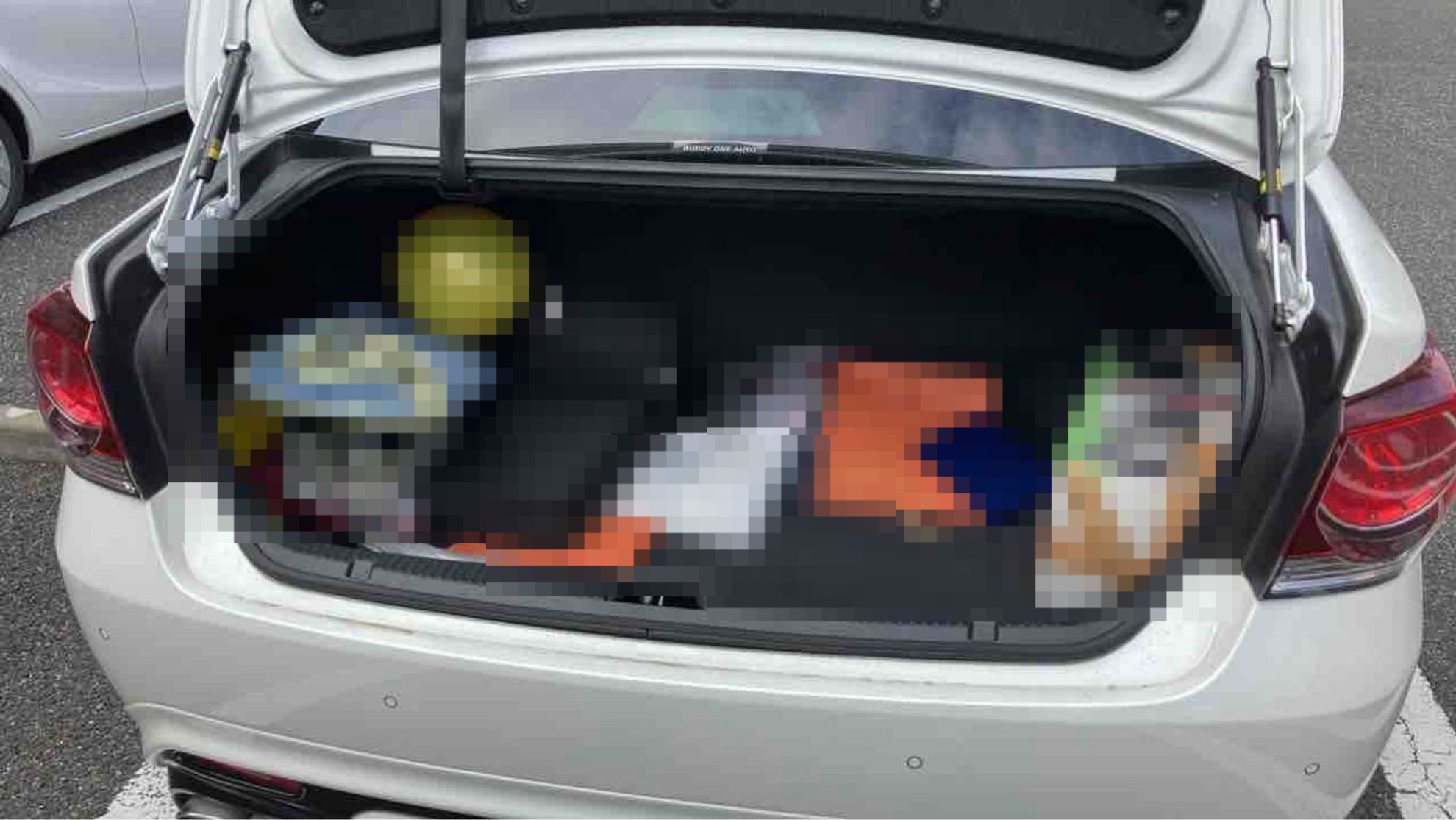 内装トランク