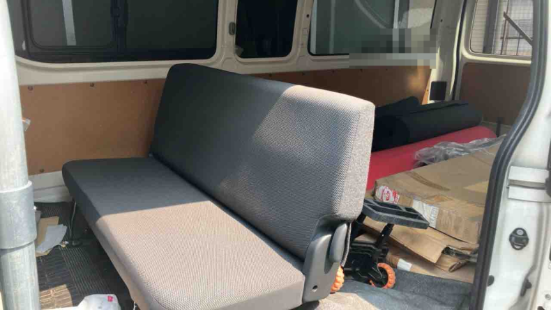 内装後方シート