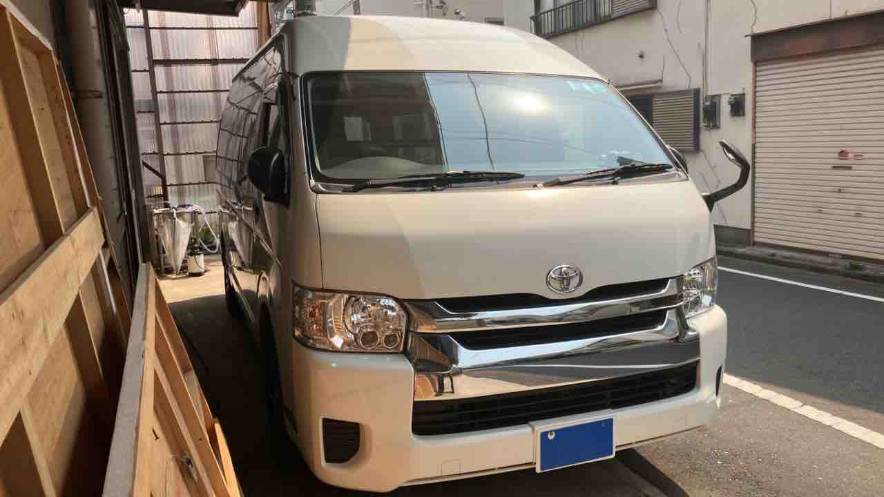 外装右前