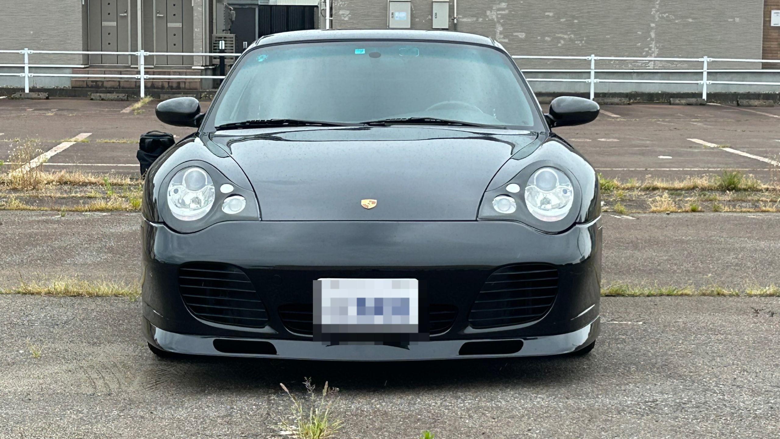 外装前方
