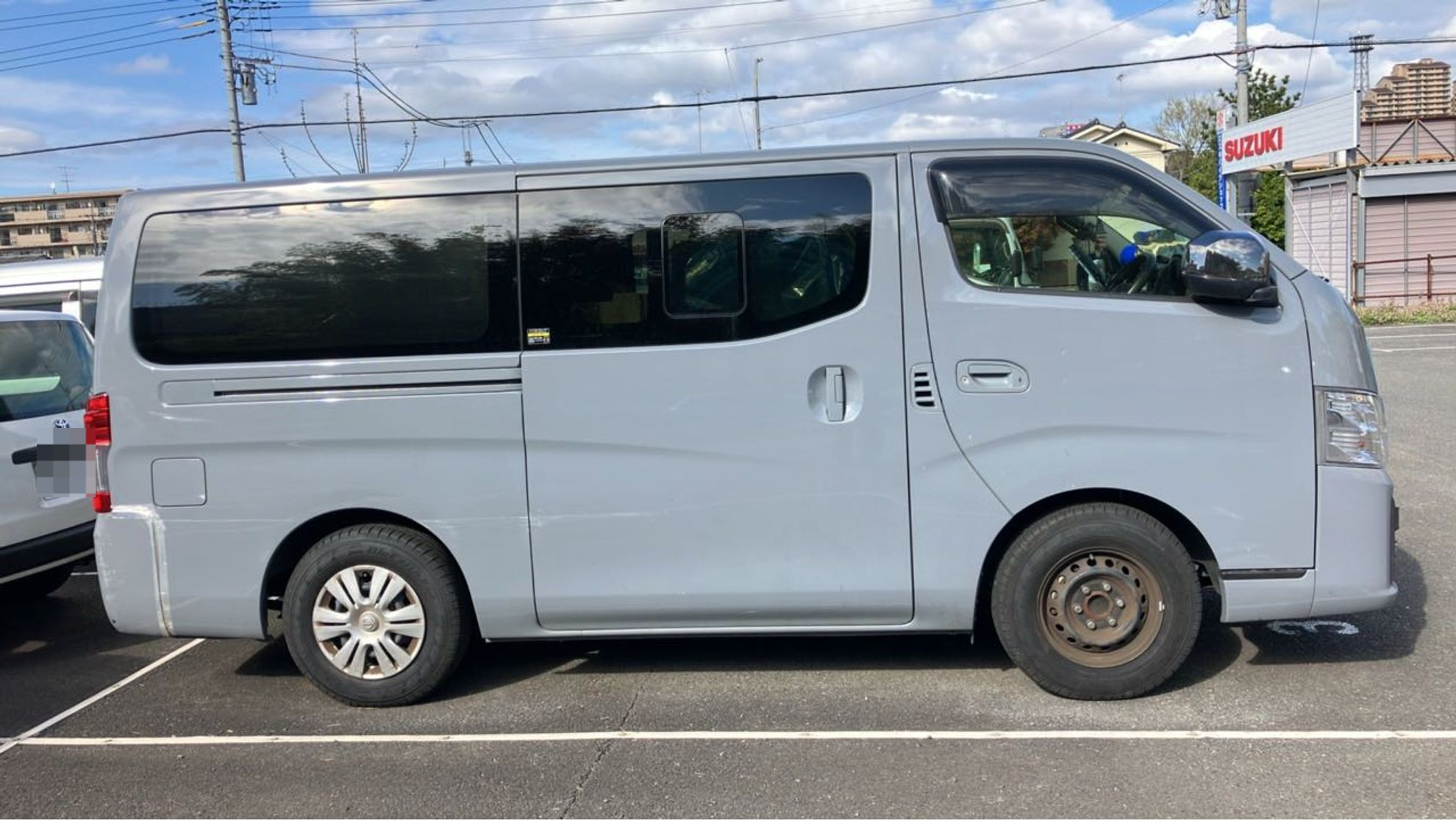 外装右