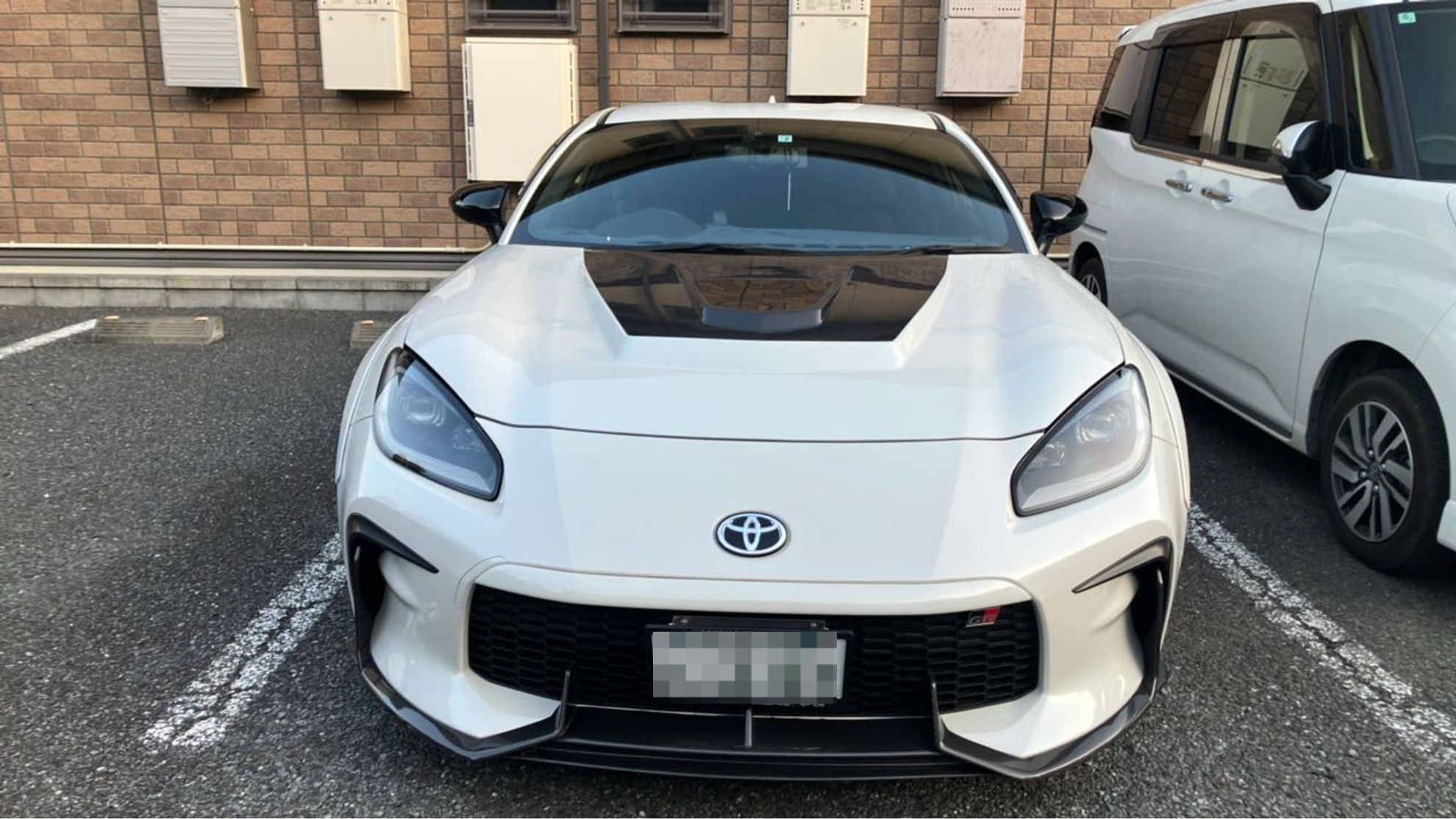 外装前方