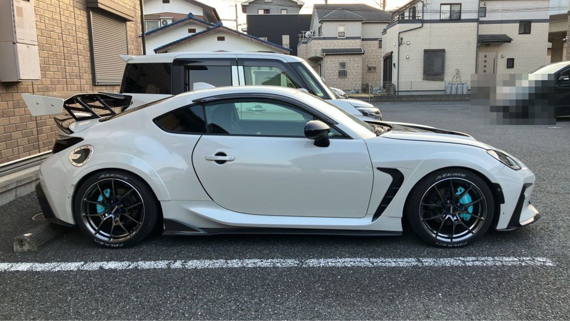外装右
