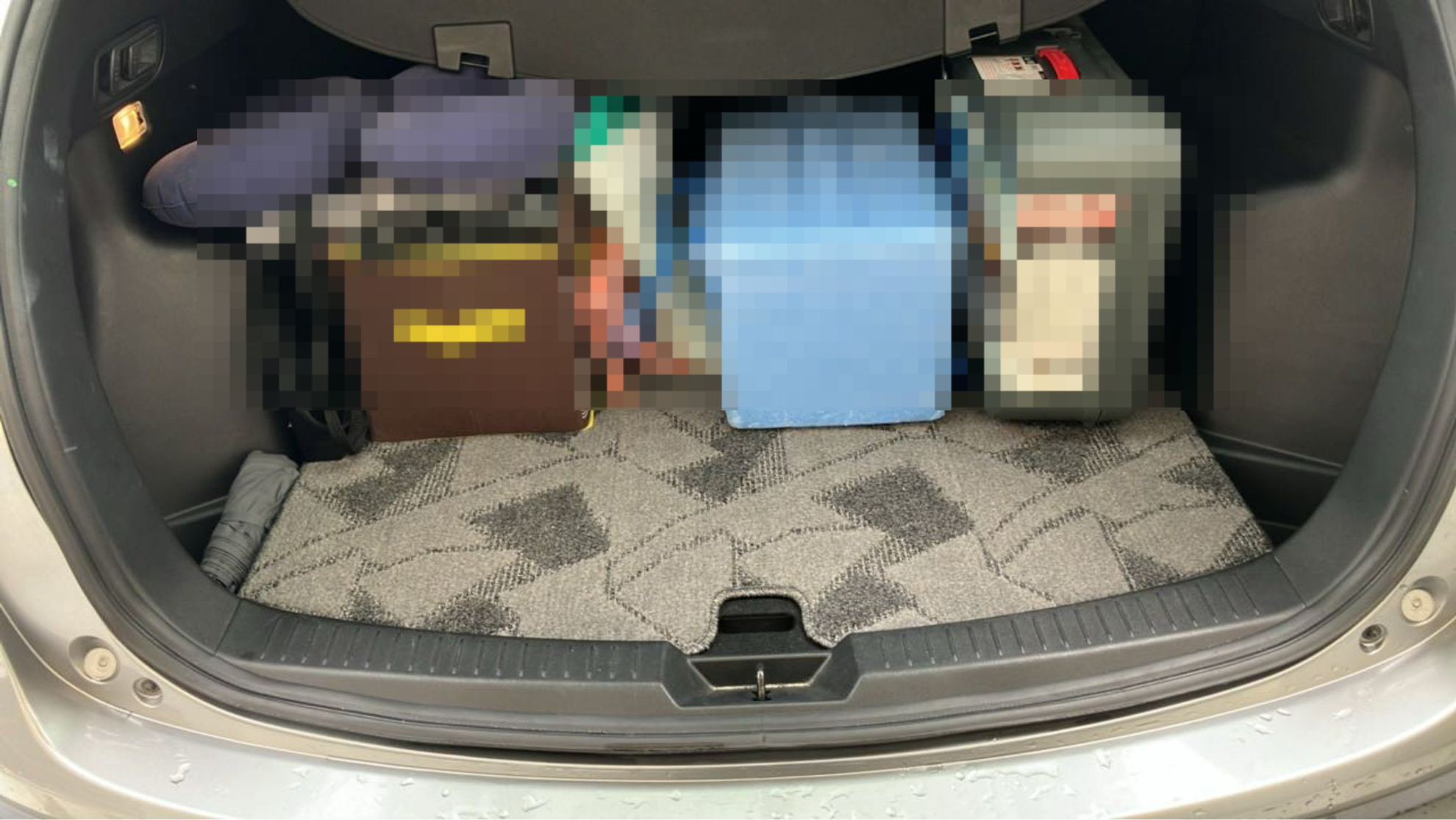 内装トランク