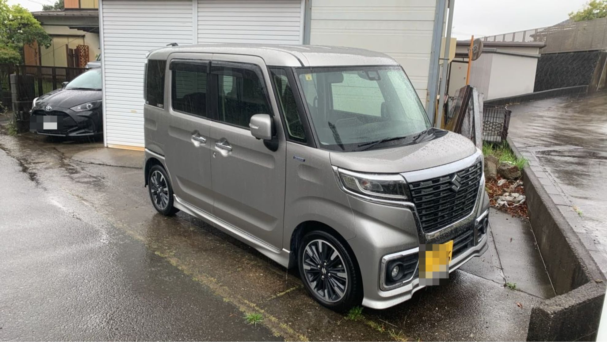 外装右前