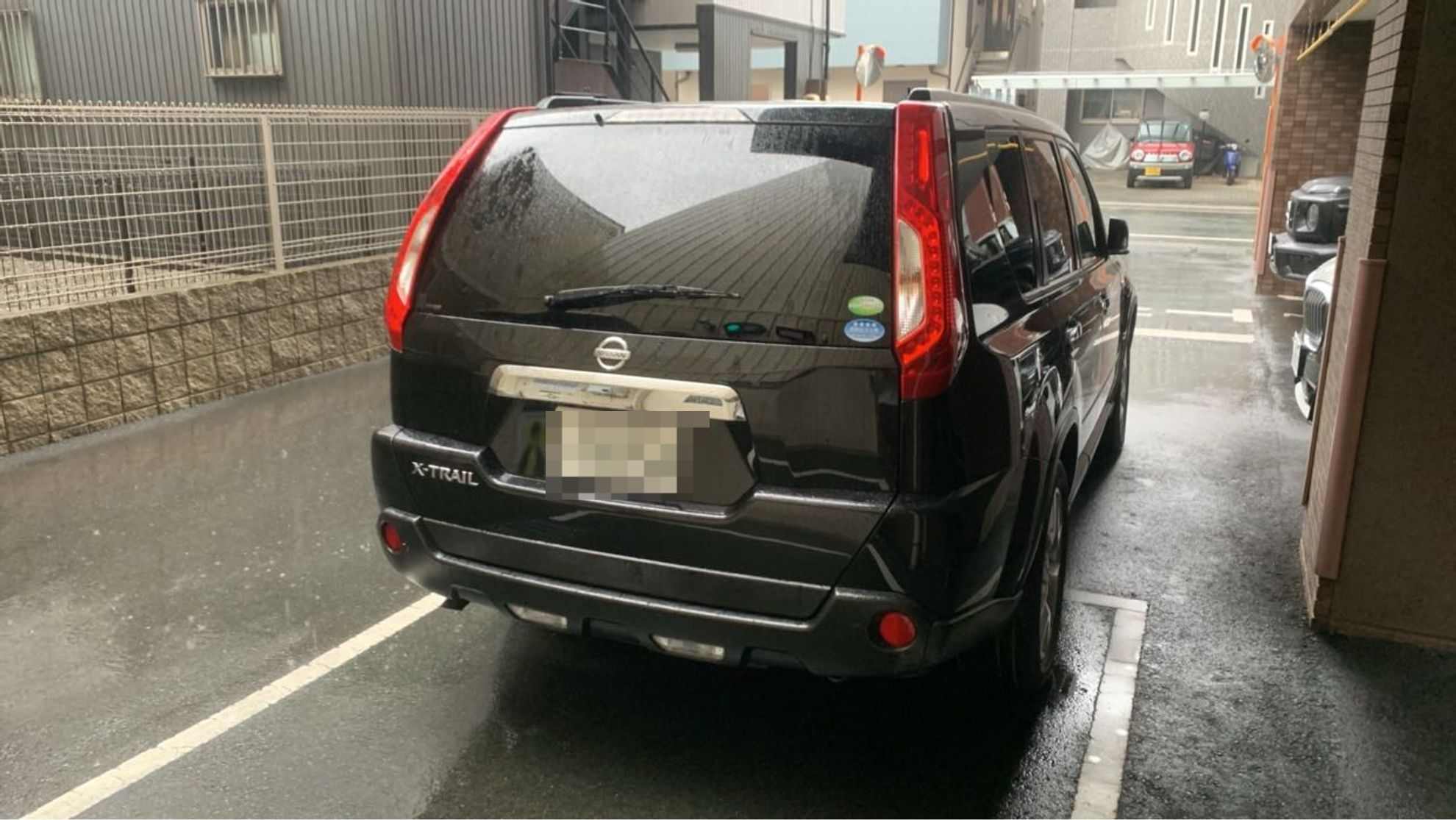 外装右後